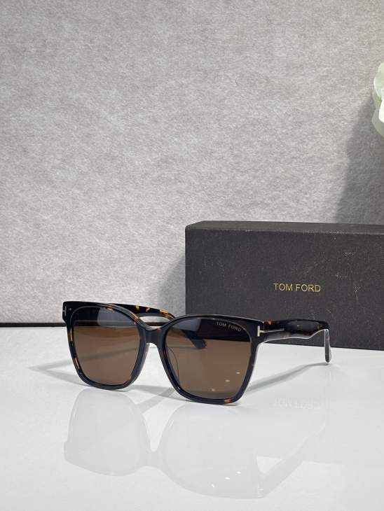 Picture of Tom Ford Sunglasses _SKUfw79761467fw